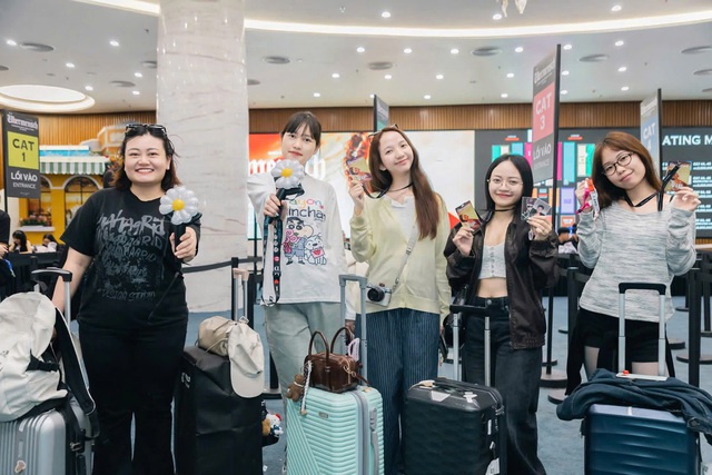 Fan đổ về Ocean City check in G-DRAGON 2025 WORLD TOUR [Übermensch] IN HANOI, chờ concert lịch sử - Ảnh 1.