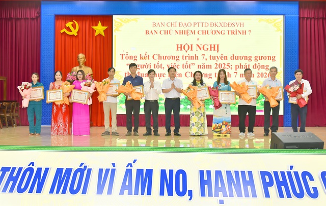 Tuyên dương 29 gương Người tốt , việc tốt tại xã Dầu Giây , Đồng Nai - Ảnh 7. Tuyên dương 29 gương Người tốt , việc tốt tại xã Dầu Giây , Đồng Nai - Ảnh 7.