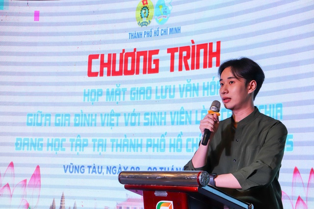 Giao lưu văn hóa giữa gia đình Việt và sinh viên Lào, Campuchia - Ảnh 4.