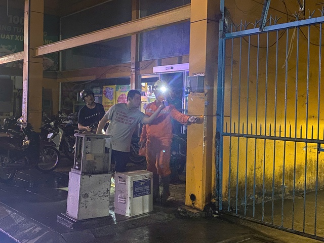 Điện giật gây chết người ở trung tâm TP HCM - Ảnh 1.