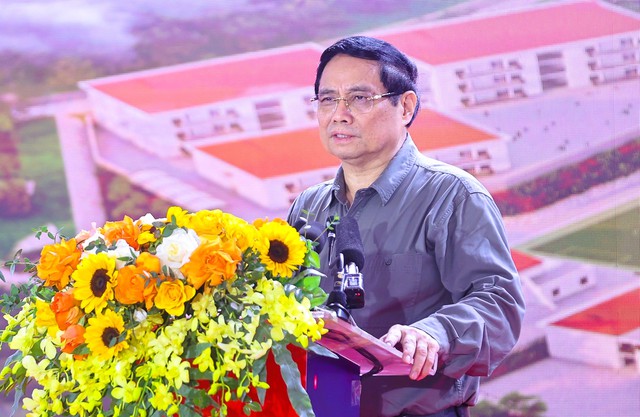 Thủ tướng: Coi xây dựng trường học như là một chiến dịch "Quang Trung thần tốc" - Ảnh 3.