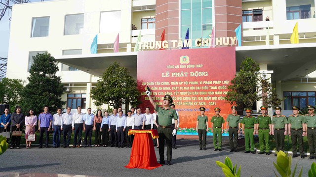 Công an Đồng Tháp ra quân tấn công tội phạm , giữ vững an ninh trật tự - Ảnh 4. Công an Đồng Tháp ra quân tấn công tội phạm , giữ vững an ninh trật tự - Ảnh 4.