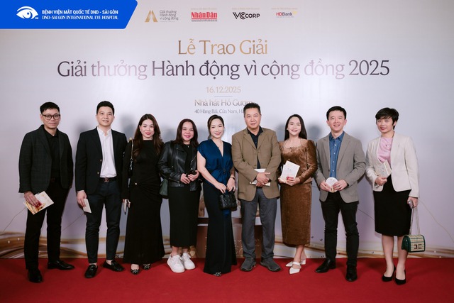 Bệnh viện Mắt Quốc tế DND đoạt Giải thưởng Hành động vì cộng đồng - Ảnh 2.