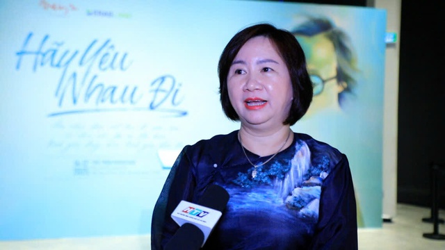 Eras Land lan tỏa yêu thương tới miền Trung - Ảnh 1.