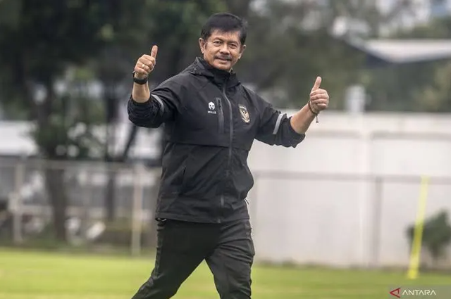 Mất ngôi vô địch bóng đá nam SEA Games, U22 Malaysia sa thải HLV - Ảnh 1.