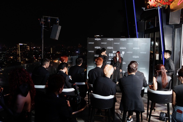 NTM tóc Trần Duy Khánh: Xuất sắc nhận giải thưởng Top 10 "Hair Colorist 2025 Awards" - Ảnh 4.