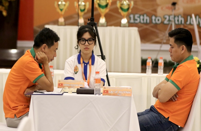 Cờ tướng tranh giải thưởng tiền tỉ Cúp Phương Trang - Ảnh 1.