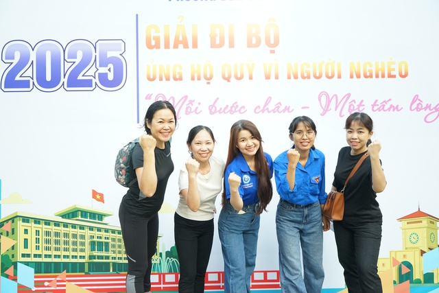 Người trẻ Bến Thành lan tỏa yêu thương vì người nghèo - Ảnh 4.