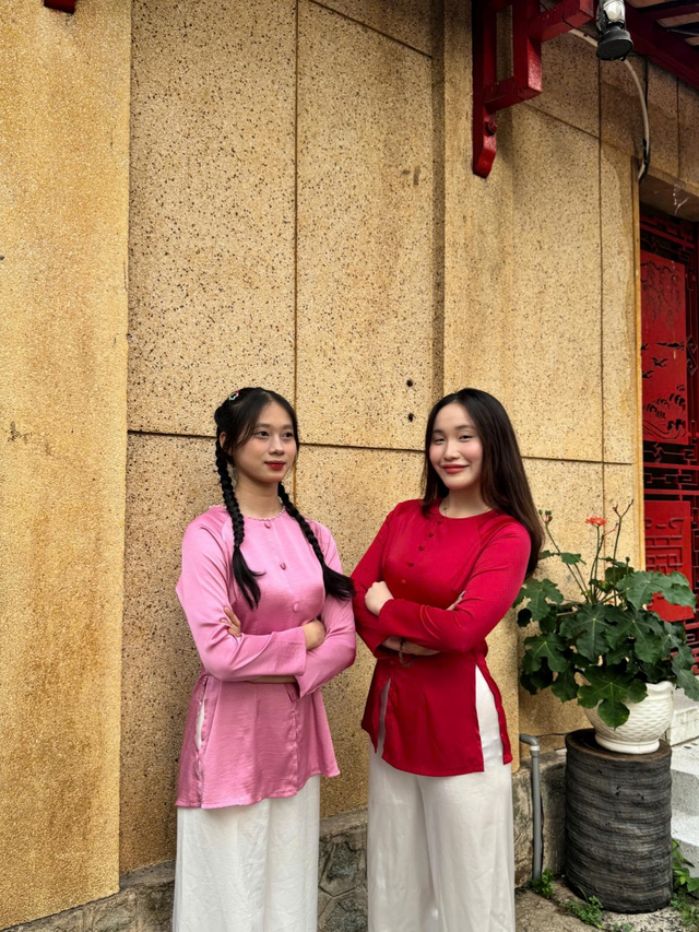 Áo bà ba Dáng Việt Phương Nam: Dấu ấn  tại THE CREATOR 2025 - Ảnh 2.