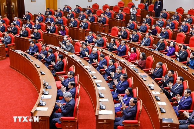 Bế mạc Hội nghị lần thứ 15 Ban Chấp h&agrave;nh Trung ương Đảng kh&oacute;a XIII tại H&agrave; Nội - Ảnh 3.