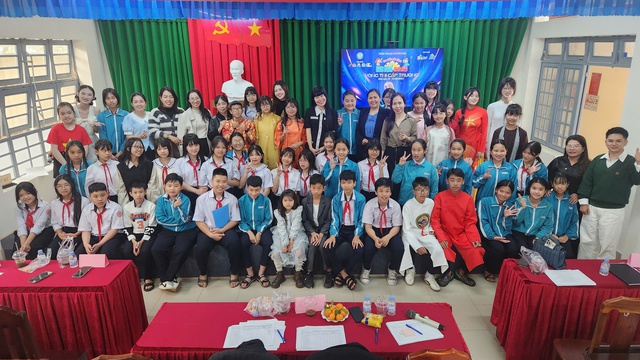 Bảo Lộc lần đầu tham gia tổ chức "Tìm kiếm tài năng MC nhí" - Ảnh 2.