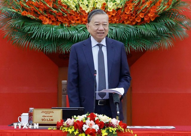 Tổng Bí thư: Nhà nước phải là "khách hàng" đầu tiên đặt hàng sản phẩm, dịch vụ chuyển đổi số - Ảnh 2.