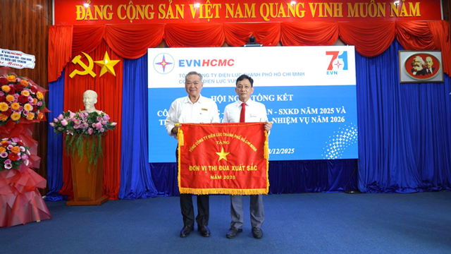 Các công ty điện lực vươn mình sau sáp nhập - Ảnh 1. Các công ty điện lực vươn mình sau sáp nhập - Ảnh 1.