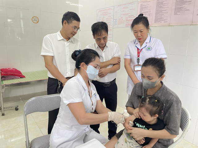 Y tế cơ sở giúp người nghèo tiếp cận dịch vụ y tế Y tế cơ sở nâng chất lượng dinh dưỡng cho người nghèo - Ảnh 5.