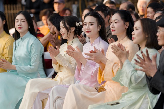 Gala "Hồn Việt" 2025: Khi di sản văn hoá bước vào nhịp sống đương đại - Ảnh 5.