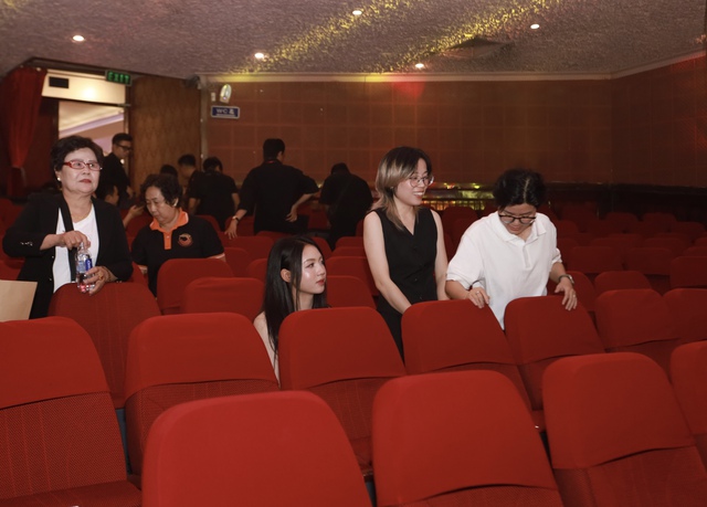 Trần Thị Duy&ecirc;n lặng lẽ đợi B&iacute;ch Th&ugrave;y để chia vui - Ảnh 3.