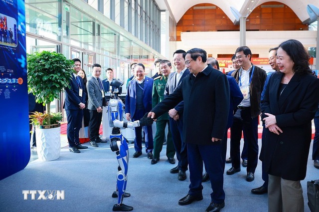 Thủ tướng kiểm tra công tác chuẩn bị Đại hội Thi đua yêu nước lần thứ XI - Ảnh 2.