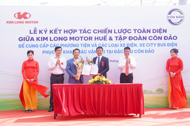 Lễ ký kết hợp tác chiến lược toàn diện giữa Kim Long Motor Huế & Tập đoàn Côn Đảo - Ảnh 1.