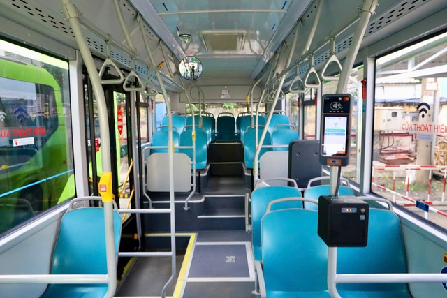 58 xe bu&yacute;t điện mới xuất hiện tr&ecirc;n đường phố TP HCM - Ảnh 7.