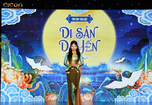 9 dấu ấn nổi bật của NTK-TS Quỳnh Paris trong năm 2025 - Ảnh 6.