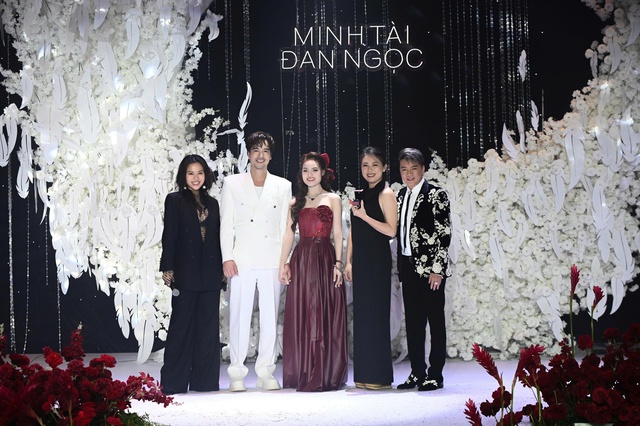 Đàm Vĩnh Hưng hủy nhiều show diễn để dự đám cưới Sunny Đan Ngọc - Ảnh 1.