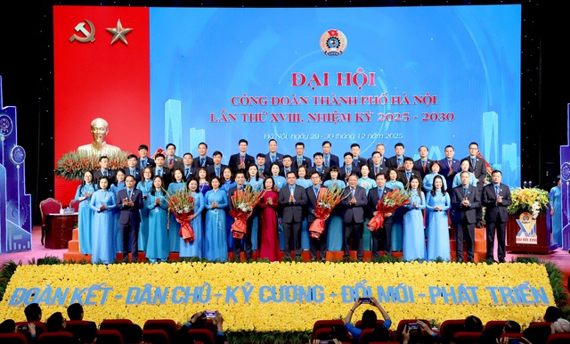 Ông Nguyễn Văn Thắng tái cử chức Chủ tịch LĐLĐ thành phố Hà Nội - Ảnh 3.