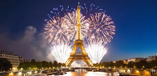 Châu Âu rực rỡ sắc màu, chào đón năm mới 2026 đầy hy vọng - Ảnh 1. Châu Âu rực rỡ sắc màu, chào đón năm mới 2026 đầy hy vọng - Ảnh 1.