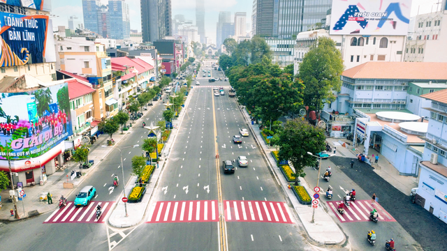 In Pictures: Le Loi Street’s fresh new face - Ảnh 1.