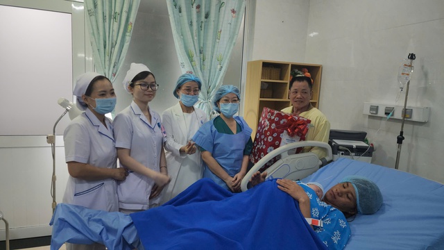 Ngắm những em bé đầu tiên của năm 2026 chào đời tại Bệnh viện Từ Dũ - Ảnh 8.