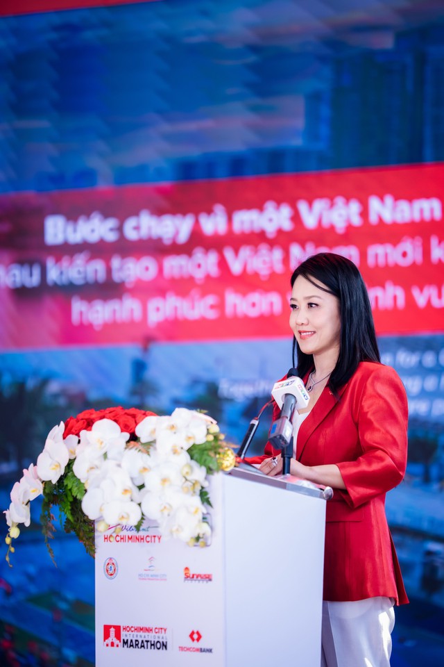 Khai mạc giải Marathon Quốc tế TP HCM Techcombank mùa thứ 8 - Ảnh 3.