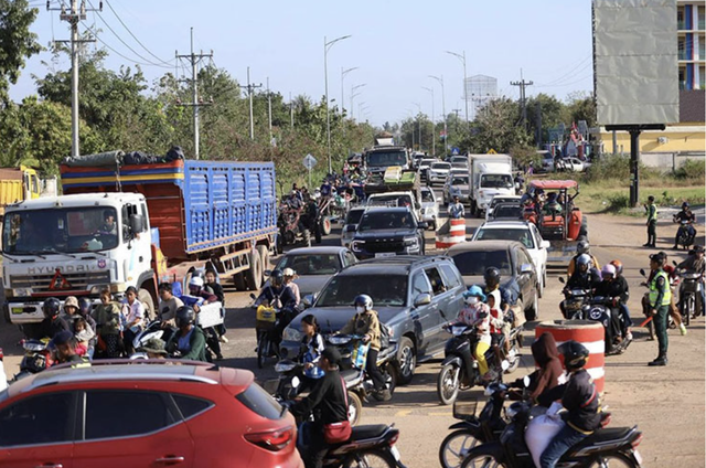 Kêu gọi Thái Lan - Campuchia kiềm chế - Ảnh 1.