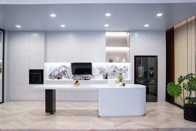 Panasonic dẫn dắt phân khúc tủ lạnh nhiều cánh - Ảnh 2.