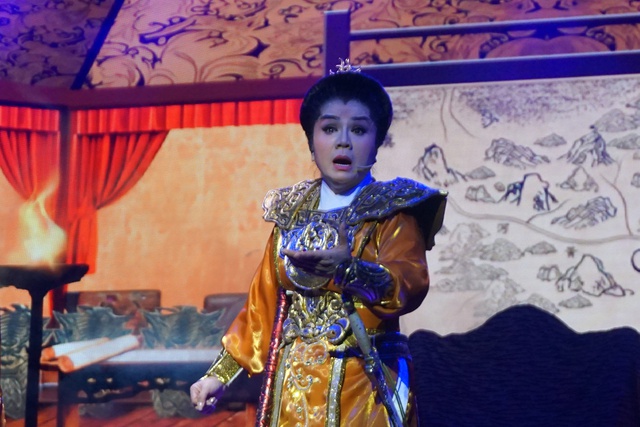 Hạng mục Nữ diễn viên sân khấu: NSƯT Tú Sương - Ảnh 1.