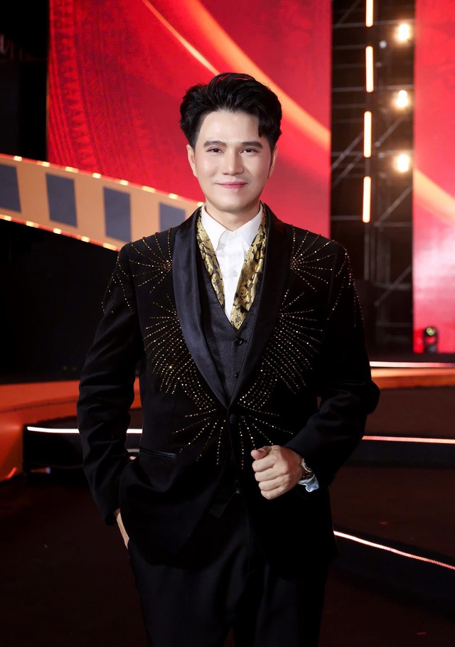 MC Vũ Mạnh Cường - Ảnh 1.