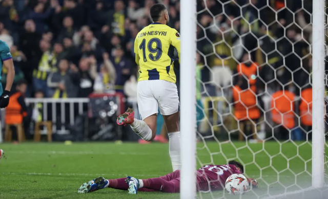 Fenerbahce đè bẹp Anderlecht, đội bóng của Mourinho bay cao Europa League- Ảnh 4.