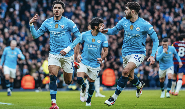 Tân binh Marmoush lập hat-trick, Man City đại thắng Newcastle vào Top 4- Ảnh 3.