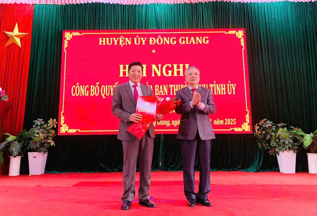 Ông Thái Hoàng Vũ giữ chức Chánh Văn phòng UBND tỉnh Quảng Nam- Ảnh 2.