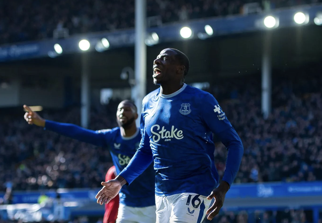 Man United ngược dòng, cầm hòa Everton tại Goodison Park- Ảnh 3.