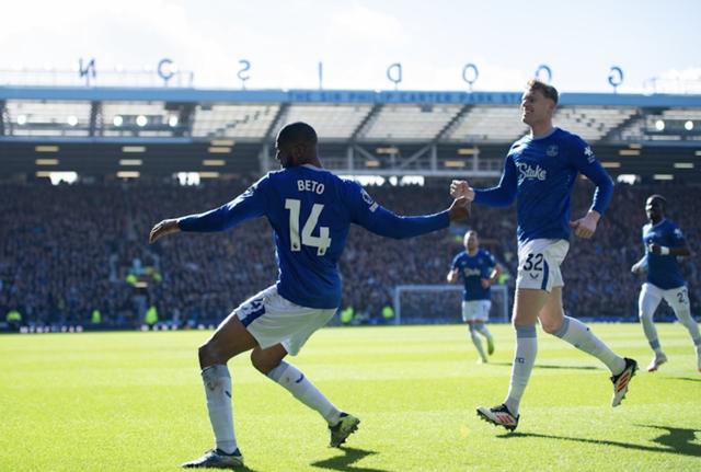 Man United ngược dòng, cầm hòa Everton tại Goodison Park- Ảnh 2.