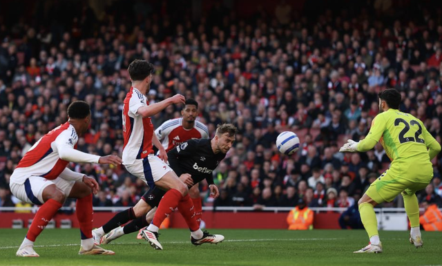 Arsenal gục ngã trận derby, Tottenham thăng hoa với Son Heung-min- Ảnh 2.