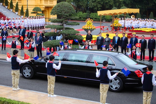 Thủ tướng Phạm Minh Chính chủ trì Lễ đón Thủ tướng New Zealand- Ảnh 2.