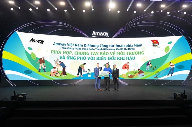 Amway Việt Nam ra mắt chiến lược “Sống khỏe mạnh, sống hạnh phúc”- Ảnh 2.