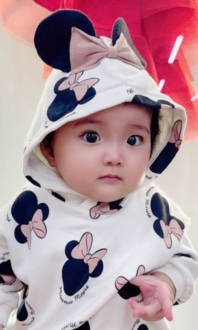 Nét đáng yêu của con gái Khánh Thi - Phan Hiển- Ảnh 5. Những "hậu duệ" hứa hẹn nối nghiệp các sao - Ảnh 5.