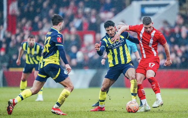 Chật vật thắng Leyton Orient, Man City giành vé vòng 5 FA Cup- Ảnh 3.