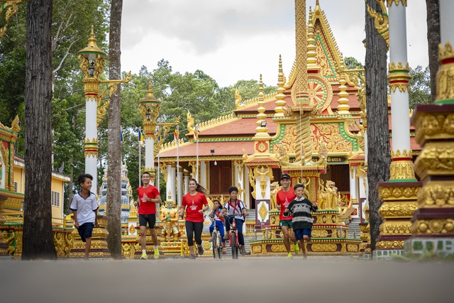 Aikya Marathon Trà Vinh 2025: Khám phá cung đường quê và văn hóa Khmer- Ảnh 4.