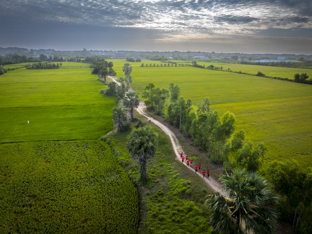 Aikya Marathon Trà Vinh 2025: Khám phá cung đường quê và văn hóa Khmer- Ảnh 2.