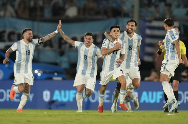 Almada ghi bàn thứ 2.000, Argentina nhấn chìm chủ nhà Uruguay- Ảnh 3.