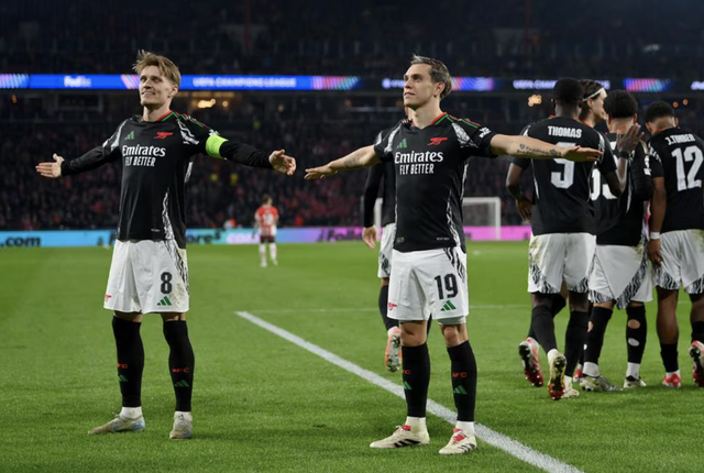 Thắng "hủy diệt" PSV 7-1, Arsenal mơ vé sớm tứ kết Champions League- Ảnh 5.