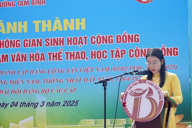 Báo Người Lao Động trao tặng cờ Tổ quốc cho phường Tam Bình, TP Thủ Đức- Ảnh 2.