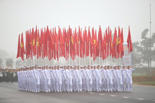 Hợp luyện diễu binh, diễu hành kỷ niệm 50 năm Ngày giải phóng miền Nam, thống nhất đất nước- Ảnh 3.